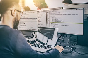 a network administrator who is providing managed IT services in Brooklyn, NY