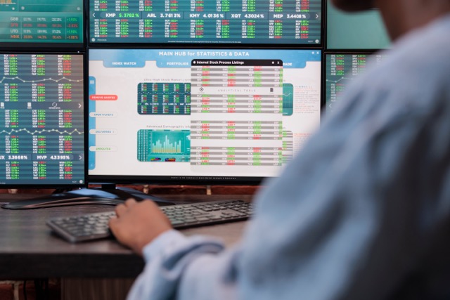 Managed IT service monitoring stocks