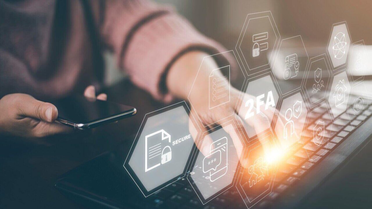 smartphone with cybersecurity privacy protect data